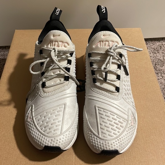 NIKE AIR MAX 270 SE ‘STORM PINK’ - Picture 3 of 8